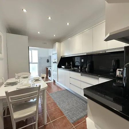 All Warmth - Colinas Do Lido Funchal (Madeira)