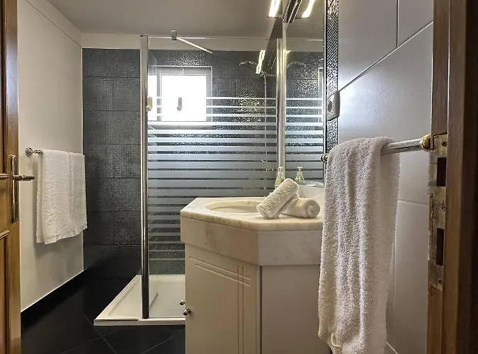 All Warmth - Colinas Do Lido