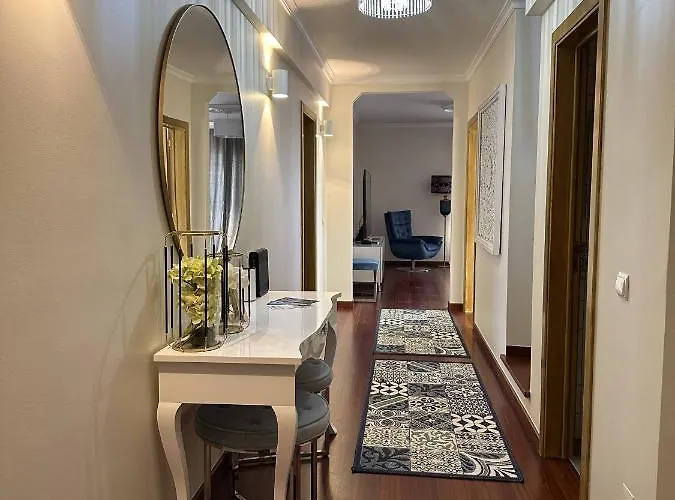 All Warmth - Colinas Do Lido Apartment *