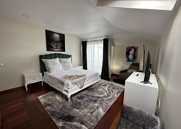 All Warmth - Colinas Do Lido Funchal (Madeira)